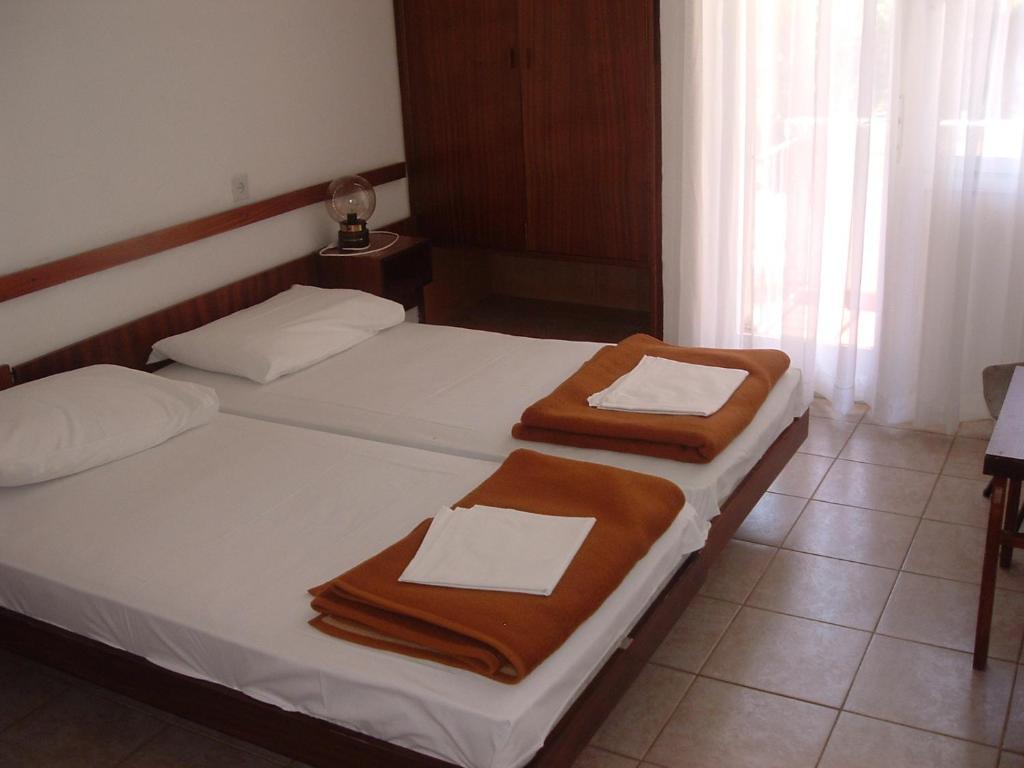 Depadansa Marina & Primorka Hotel Omišalj Habitación foto